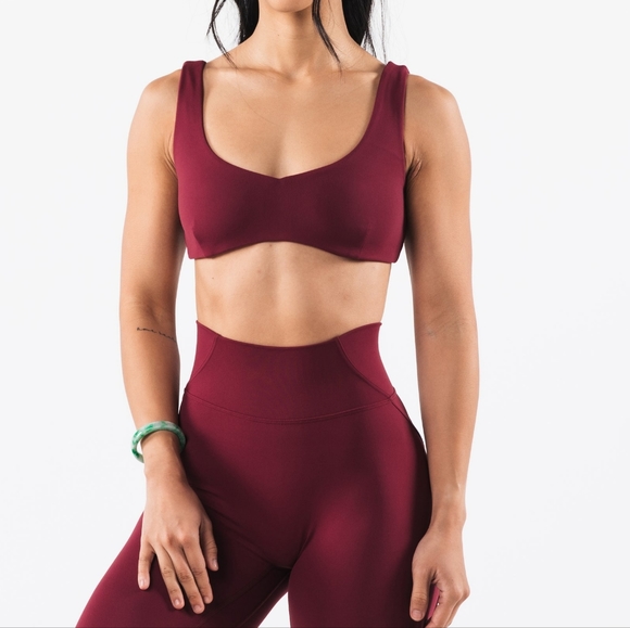 Alphalete Other - ALPHALETE Aura Sculpt Bra Cran Low Impact Medium